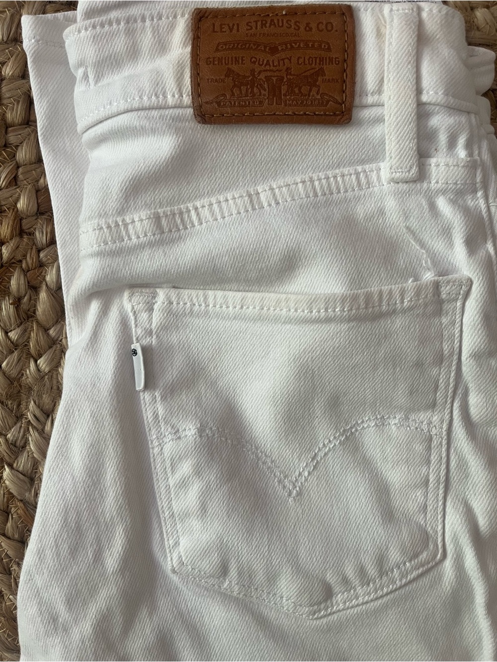 Levi's Women's White High-Rise Denim Jeans skinny